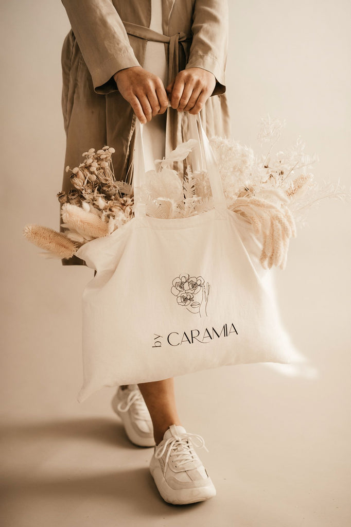 By CARAMIA tote bag