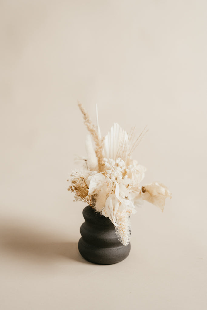 midi dried floral arrangement in black ceramic vase